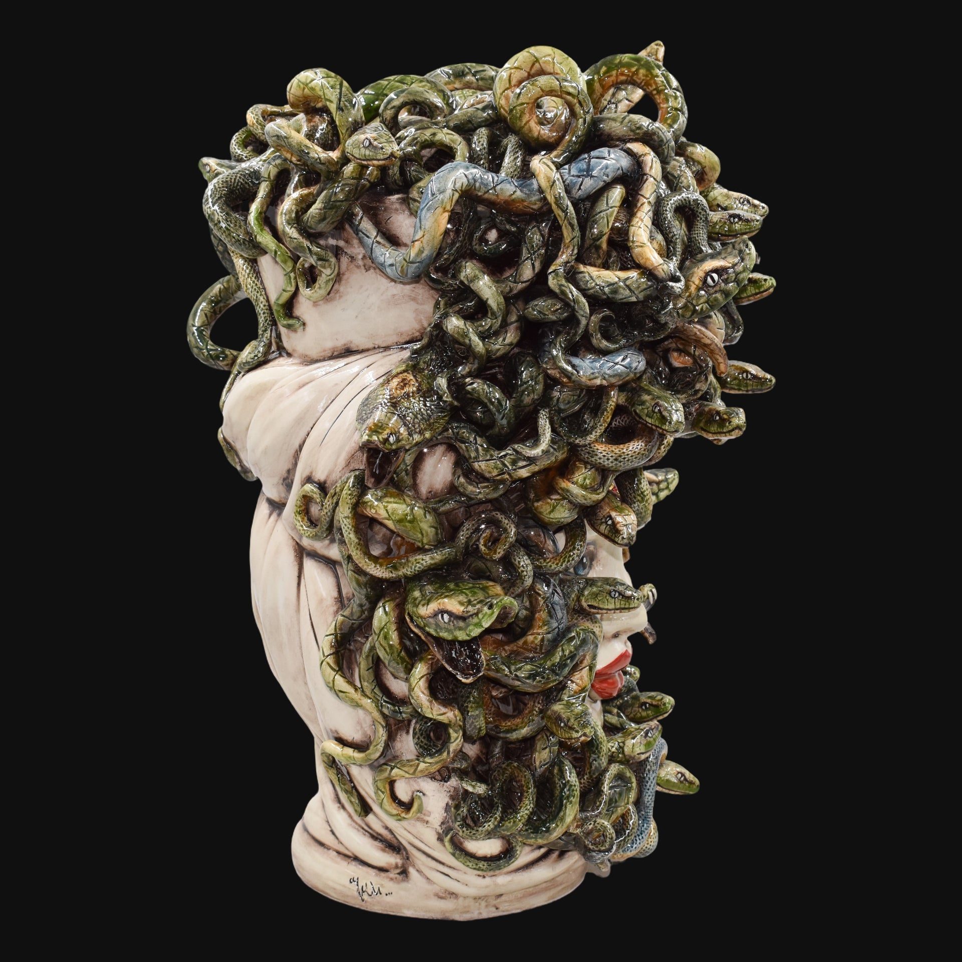 DSC_4824_x1920_07c1c2c9-b490-4bee-aadf-2ff7dd959f41 - Moorish Head