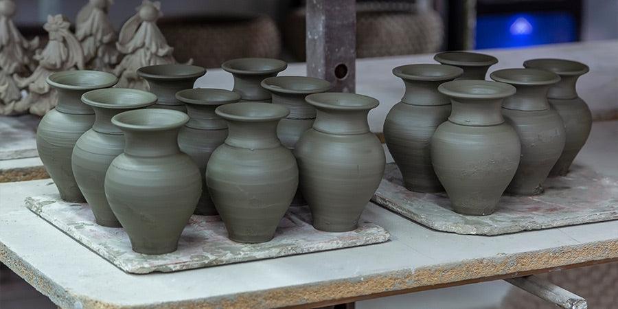 Ceramiche fatte a mano vs industriali: cosa scegliere? - Moorish Head