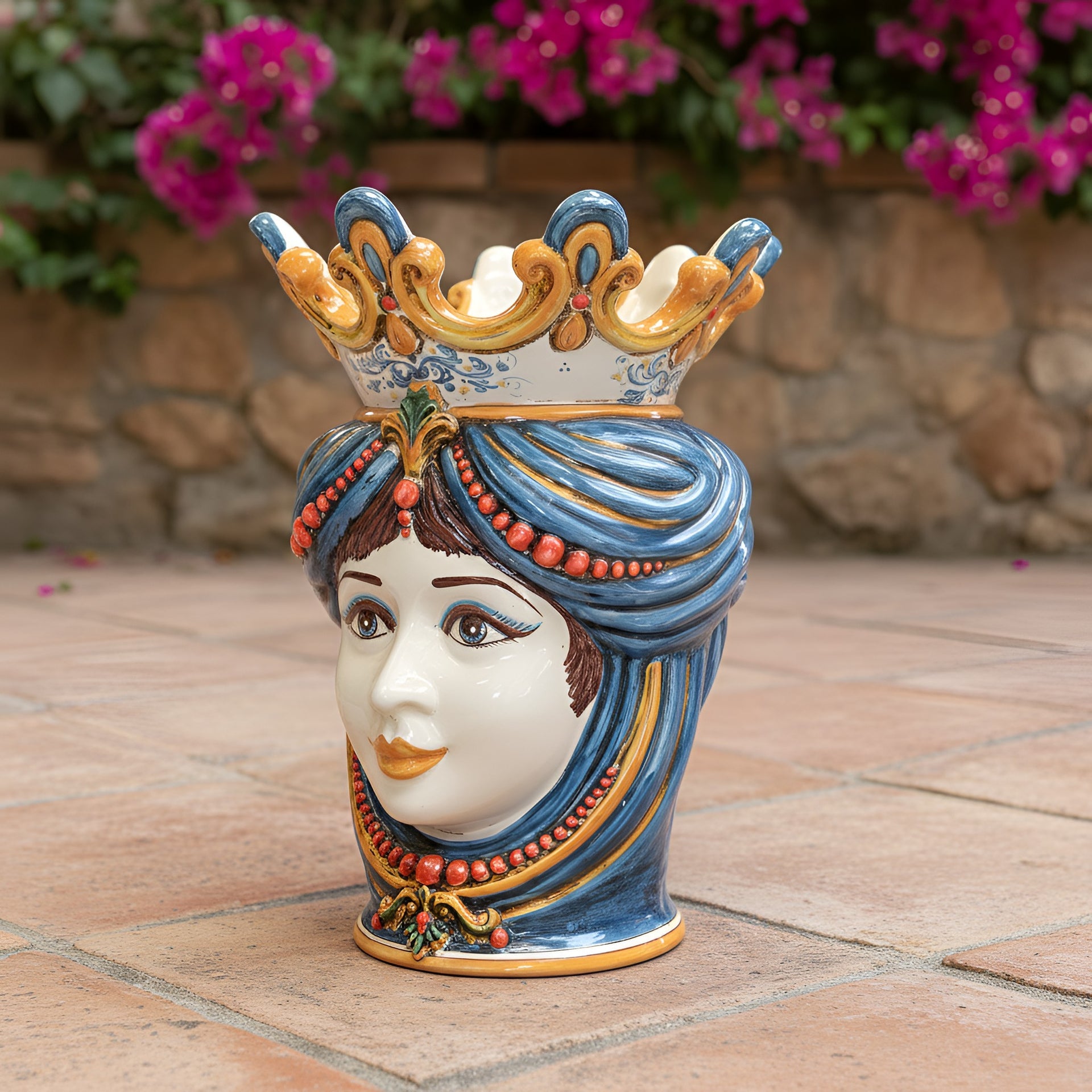 Testa di Moro con Perline, Donna, Decoro Sicily. Ceramiche Sofia, Caltagirone