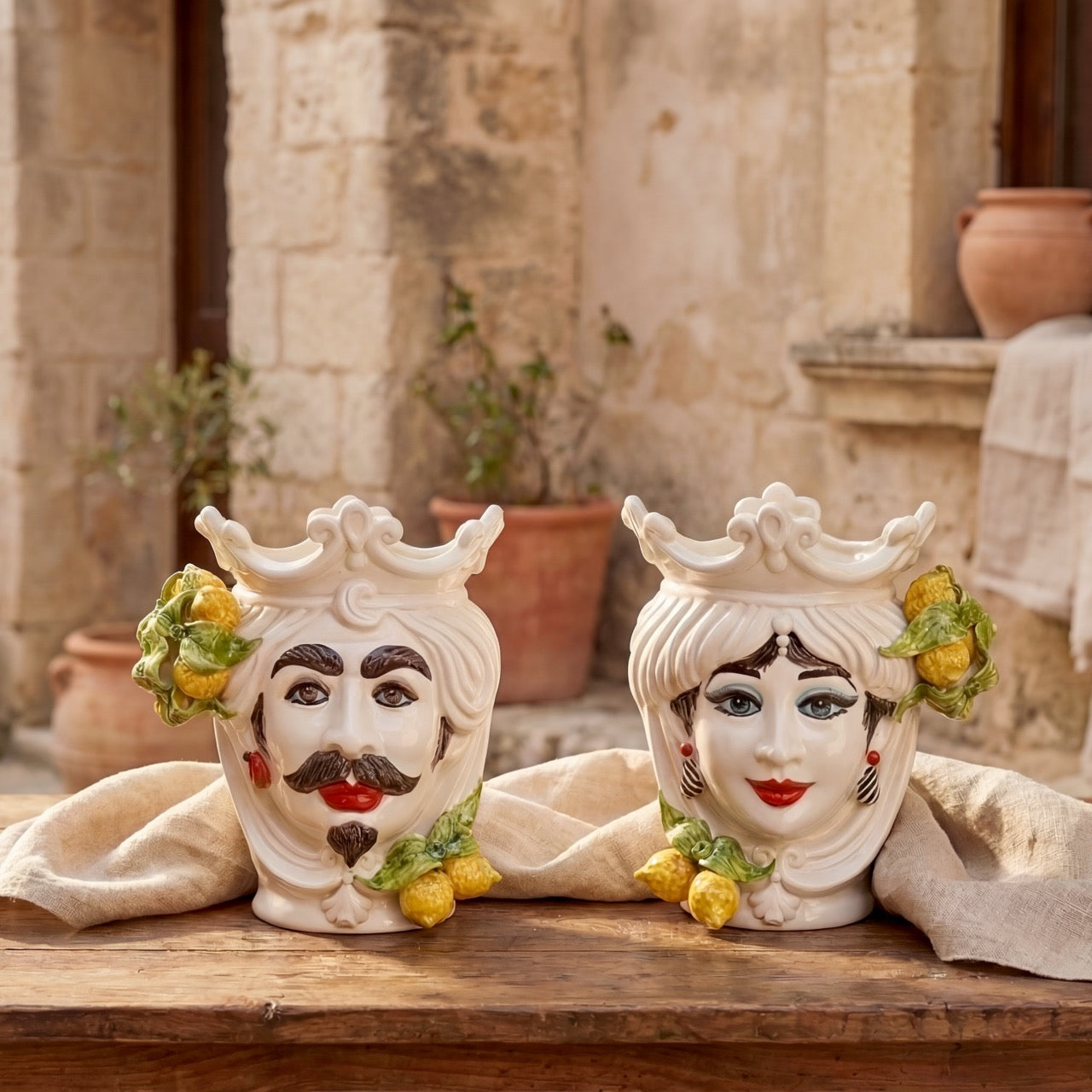 testa-h-25-cm-white-and-lemon-femmina-ceramiche-di-caltagirone-sofia-3 - Moorish Head